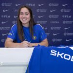 Giulia Dragoni: Chelsea sign Italy international from Barcelona