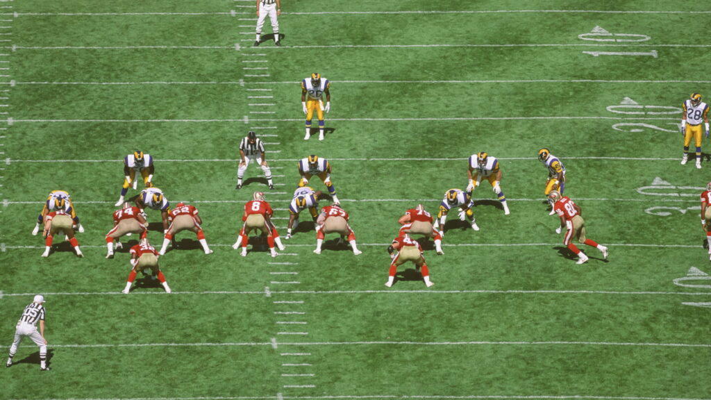 NFLPA tries to shame owners into embracing grass fields