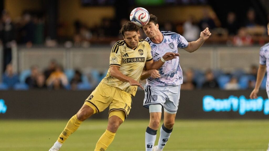 St. Louis rides enviable unbeaten streak into rivalry game vs. Sporting KC