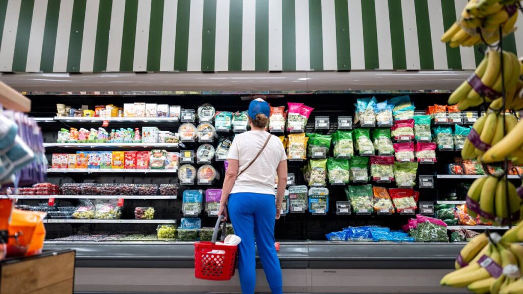 Target gains ground in keeping customers from fleeing to Walmart